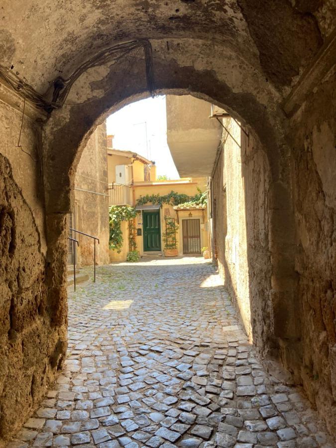 Platea Cavour Villa Sutri Eksteriør billede